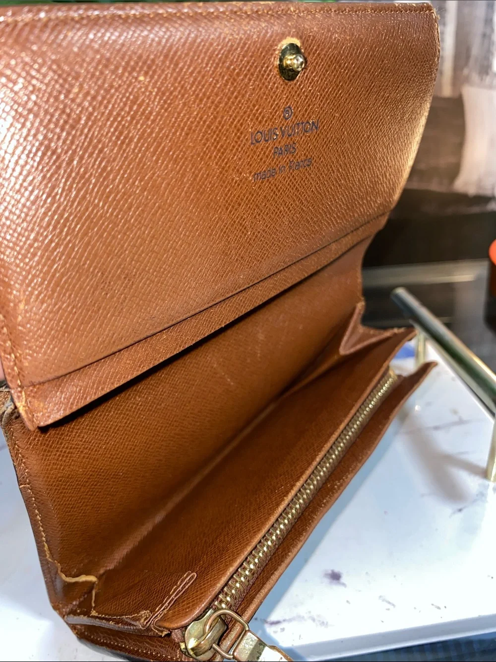 Authentic Louis Vuitton Brown Monogram Bifold Zippy Wallet On Chain